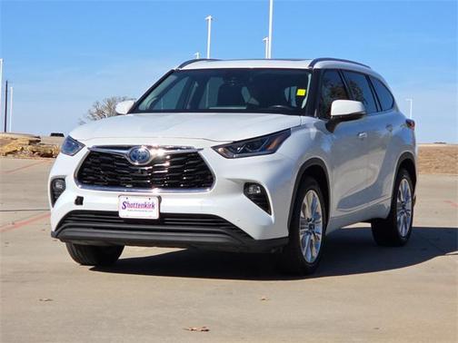 2022 Toyota Highlander Hybrid Limited