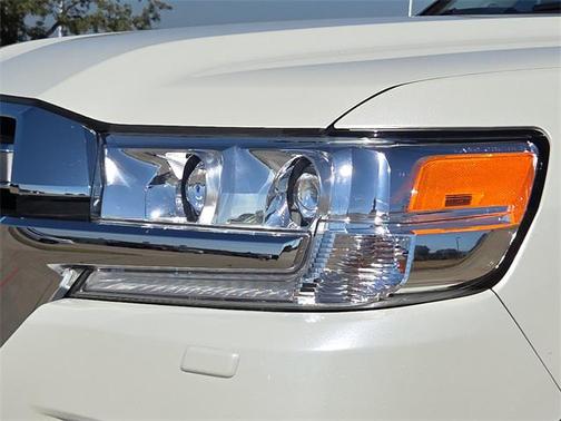 2019 Toyota Land Cruiser Base