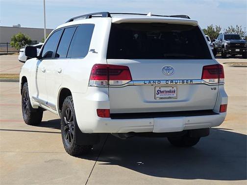 2019 Toyota Land Cruiser Base