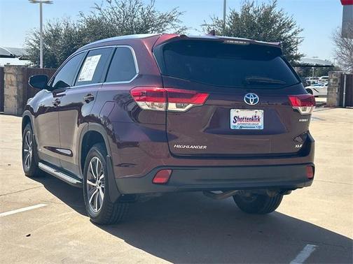 2019 Toyota Highlander Hybrid XLE