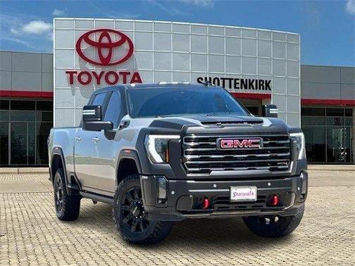 2024 GMC Sierra 2500 AT4