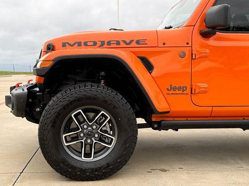 Joose 2025 Jeep Gladiator Mojave X