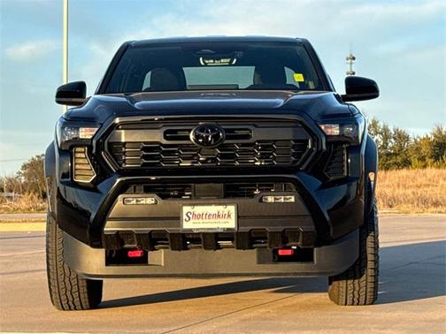 2025 Toyota Tacoma Hybrid TRD Off Road