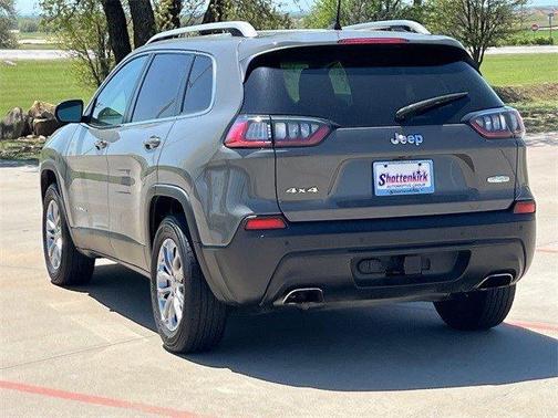 2021 Jeep Cherokee Latitude Lux