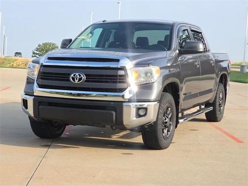 2014 Toyota Tundra SR5