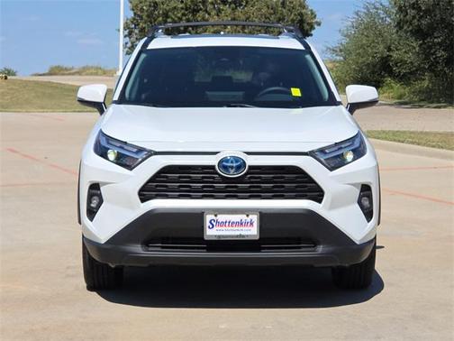 2024 Toyota RAV4 Hybrid XLE Premium