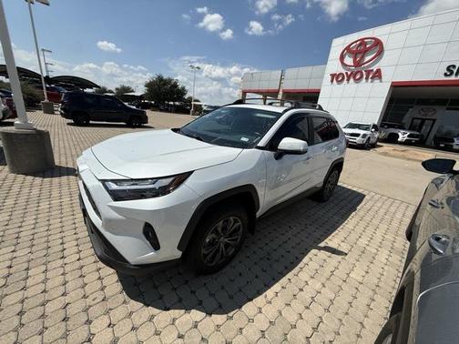 2024 Toyota RAV4 Hybrid XLE Premium
