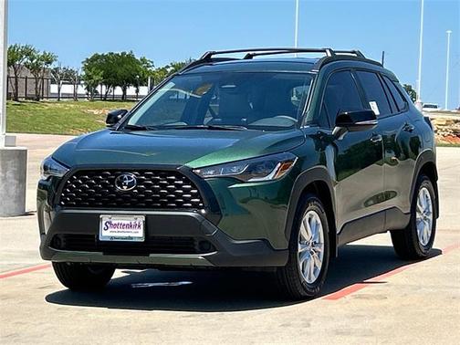 2025 Toyota Corolla Cross LE