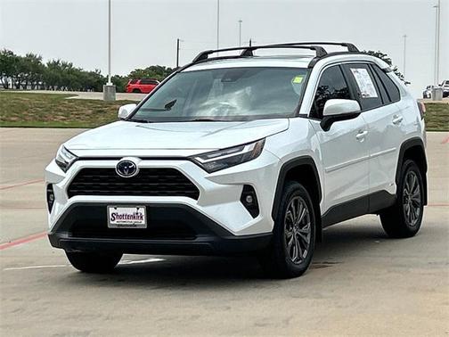 2023 Toyota RAV4 Hybrid XLE Premium