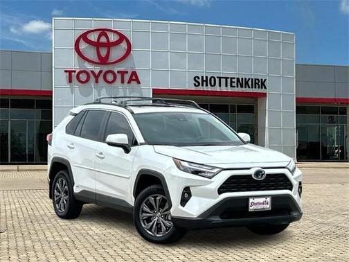 2023 Toyota RAV4 Hybrid XLE Premium