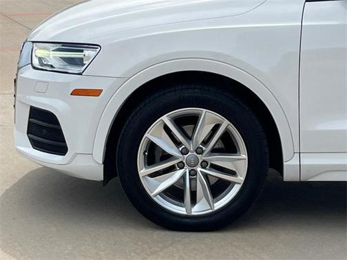 2017 Audi Q3 2.0T Premium