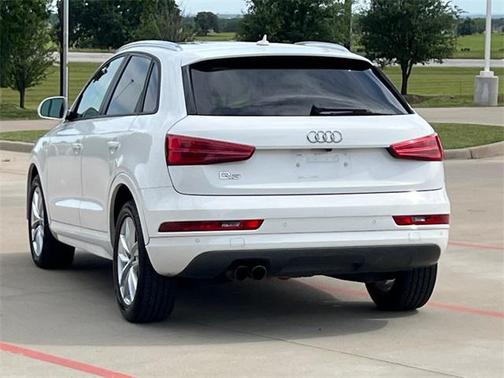 2017 Audi Q3 2.0T Premium