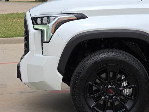 2024 Toyota Tundra Hybrid Limited