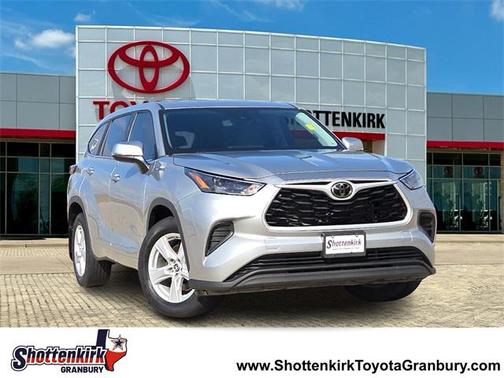 2023 Toyota Highlander L