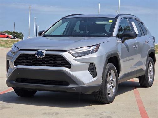 2024 Toyota RAV4 Hybrid LE
