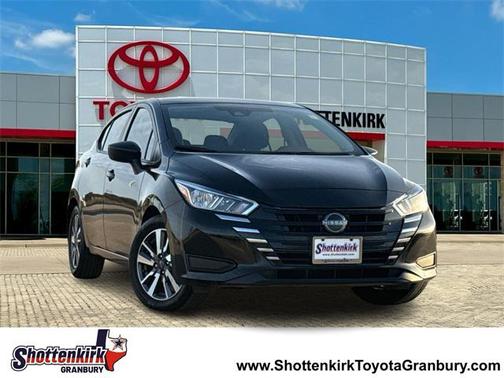 2023 Nissan Versa 1.6 S