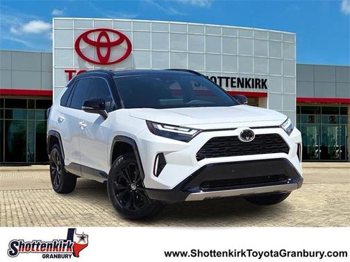 2025 Toyota RAV4 Hybrid SE
