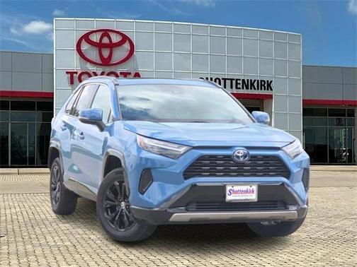 2023 Toyota RAV4 Hybrid SE