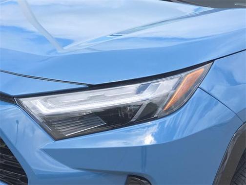 2023 Toyota RAV4 Hybrid SE