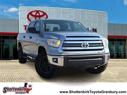 2017 Toyota Tundra SR5