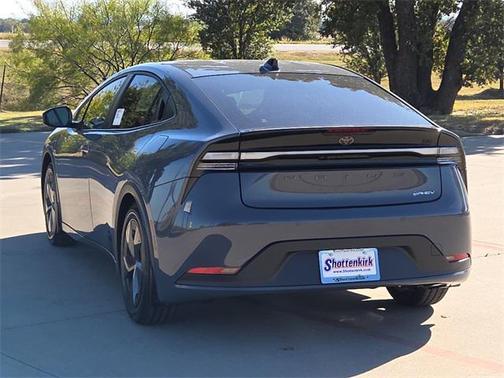 2026 Toyota Prius Plug-In Hybrid SE