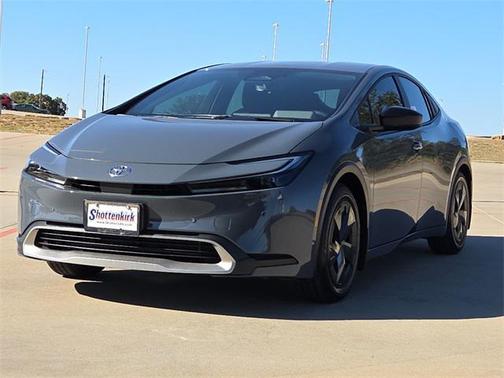 2026 Toyota Prius Plug-In Hybrid SE