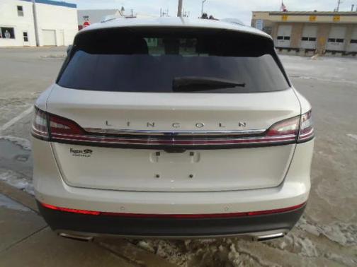 2022 Lincoln Nautilus Standard