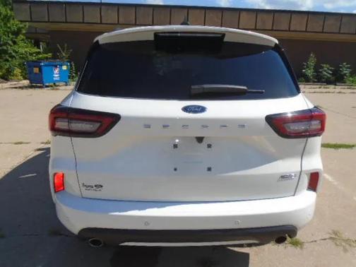 2023 Ford Escape ST-Line Select