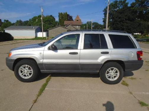 2004 Jeep Grand Cherokee Laredo