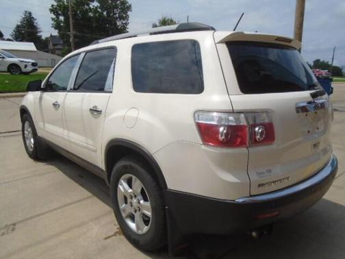 2011 GMC Acadia SLE
