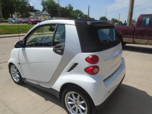 Crystal White 2008 smart ForTwo passion