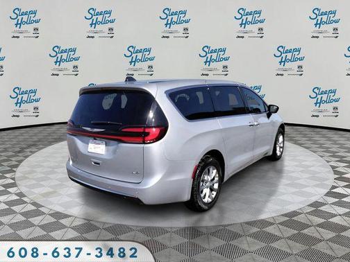 2026 Chrysler Pacifica L