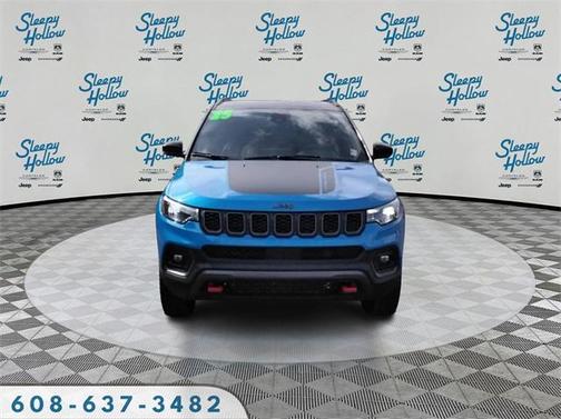 2025 Jeep Compass Trailhawk
