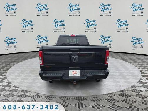 Diamond Black Crystal Pearlcoat 2023 RAM 1500 Big Horn/Lone Star