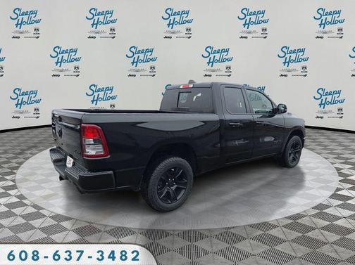 Diamond Black Crystal Pearlcoat 2023 RAM 1500 Big Horn/Lone Star