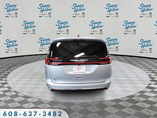 2026 Chrysler Pacifica L