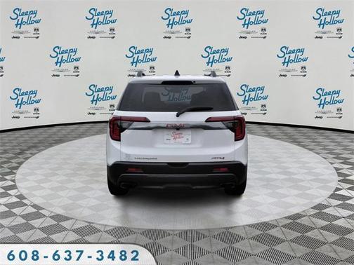 2022 GMC Acadia AWD AT4
