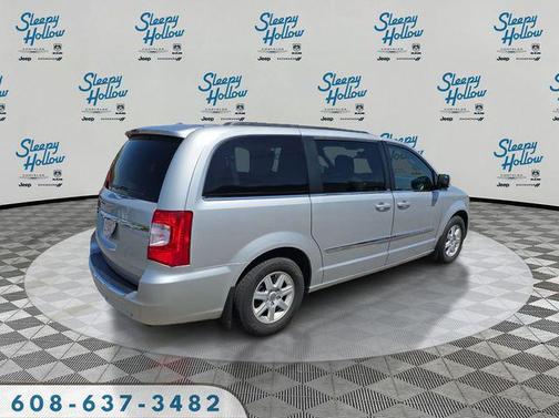 Bright Silver Metallic Clearcoat 2011 Chrysler Town & Country Touring