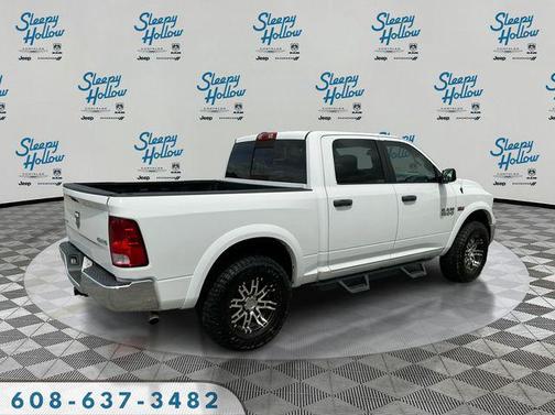 Bright White Clearcoat 2016 RAM 1500 SLT