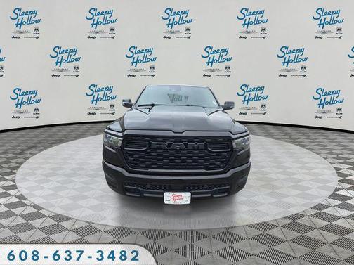 Diamond Black Crystal Pearlcoat 2026 RAM 1500 Big Horn/Lone Star