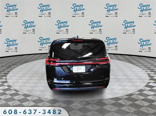 2026 Chrysler Pacifica L