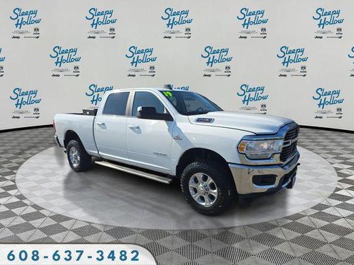 Bright White Clearcoat 2019 RAM 2500 Big Horn Crew Cab 4x4 6'4' Box
