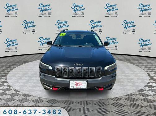 Diamond Black Crystal Pearlcoat 2022 Jeep Cherokee Trailhawk