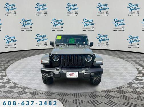 Sting-Gray Clearcoat 2023 Jeep Gladiator Willys 4x4