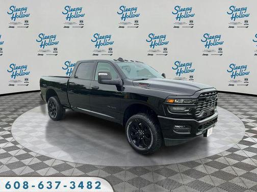 Diamond Black Crystal Pearlcoat 2026 RAM 2500 Big Horn Crew Cab 4x4 6'4' Box