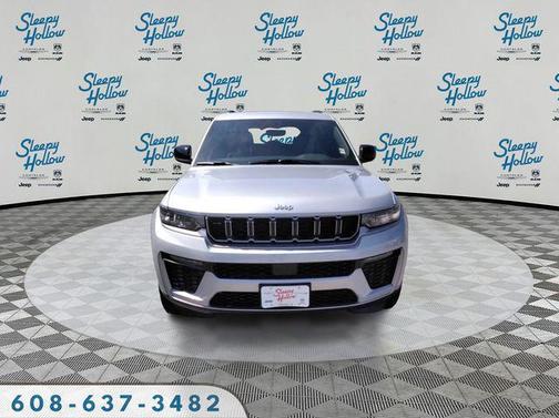 Silver Zynith 2026 Jeep Grand Cherokee Limited
