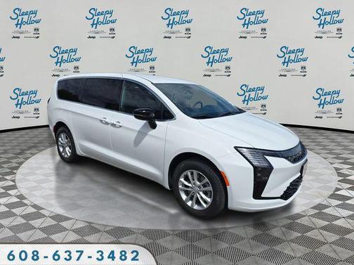 Bright White Clearcoat 2027 Chrysler Pacifica L