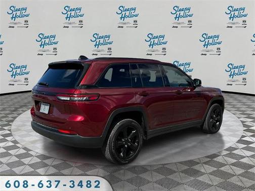 2022 Jeep Grand Cherokee Altitude