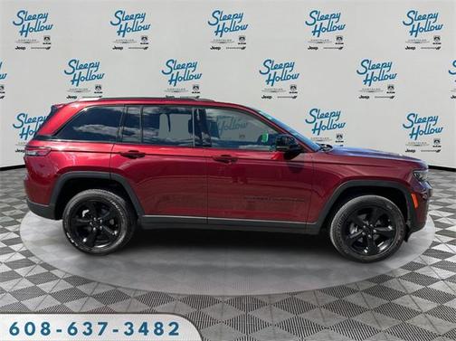 2022 Jeep Grand Cherokee Altitude