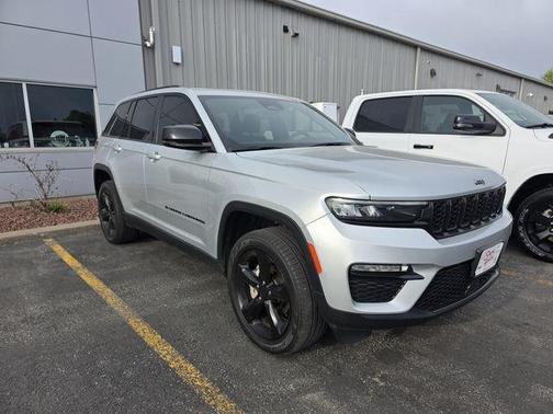 Silver Zynith 2024 Jeep Grand Cherokee Limited